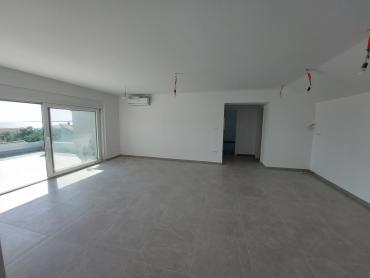 Stanovanje Mandre, Kolan, 136,19m2