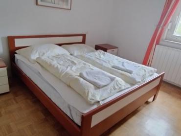 APARTMAN OKOLICA GRADA KRKA - VISOKO PRIZEMLJE