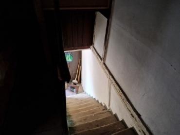 KAMENA STARINA ZA ADAPTACIJU NA OTOKU BRAČU