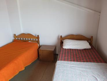 Kuća blizu mora sa deset apartmana