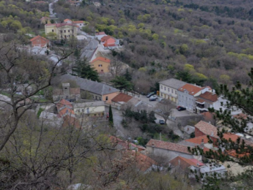 Grižane - atraktivan građevinsko-poljoprivredni teren