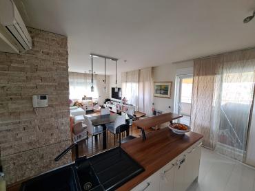 Penthouse Laščina: Prodaja 116m2 + Garaža