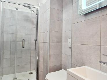 STAN KOJI MIJENJA ŽIVOT! AUSTROUGARSKA VILA NA PRESTIŽNOJ LOKACIJI
