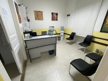 Centar-103m2 -5skl ,uredno blizina Zagrada
