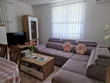 APARTMAN U CENTRU MAKARSKE