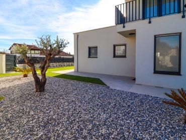 MODERNA VILA SA BAZENOM, ISTRA - SVETI LOVREČ