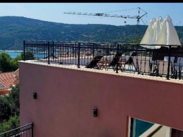 Moderna vila sa bazenom, Marina 