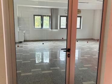 Locale commerciale Viškovo, 50m2