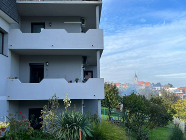Kuća s 4 stana na izvrsnoj lokaciji, Sveti Ivan Zelina!