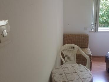 Klenovica kuća za najam radnika
