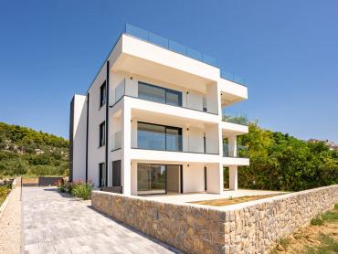 Luksuzni stan s dvije terase i prekrasnim pogledom na more, Barbat - Otok Rab
