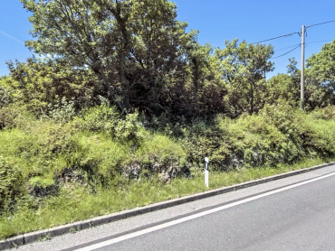 Zemljište 1098m2 uz JADRANSKU MAGISTRALU