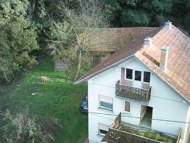 Kuća 218m² sa pomoćnim objektima u mirnom mjestu nadomak Zlatara