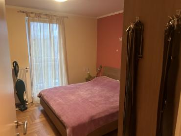 Stan Rešetari  2S+Db 87 m2