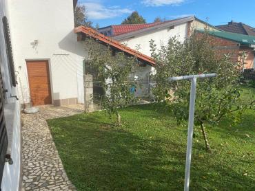 Kuća s velikim potencijalom u Hrašćici
