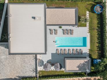 Svetvinčenat, luksuzna vila na odličnoj lokaciji!