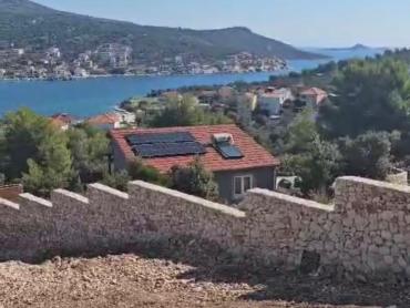 Atraktivno građevinsko zemljište- Vinišće