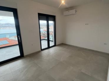 Luksuzni penthouse u novogradnji- Čiovo 