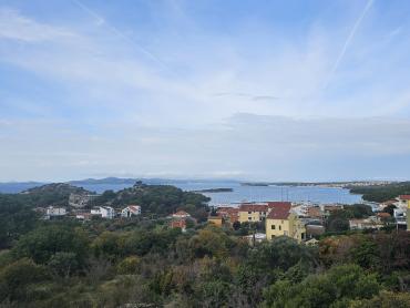 VILA SA UMIRUJUĆIM POGLEDOM