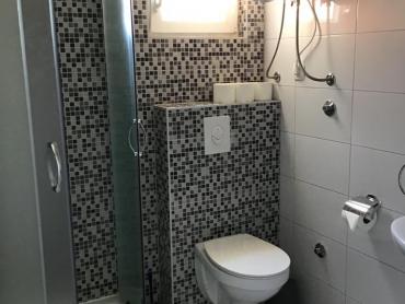 Atraktivna kuća prvi red do mora