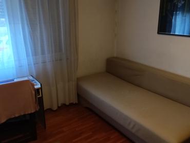 Kuća s poslovnim prostorom