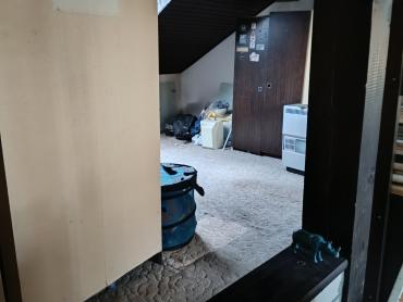 Kuća s poslovnim prostorom