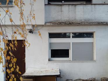 Kuća s poslovnim prostorom
