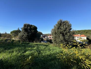 Građevinsko zemljište s građevinskom dozvolom 