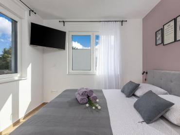 ŠIBENIK/DUBRAVA- 2 LUKSUZNE VILLE - ODLIČNA INVESTICIJA