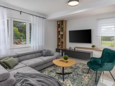 ŠIBENIK/DUBRAVA- 2 LUKSUZNE VILLE - ODLIČNA INVESTICIJA