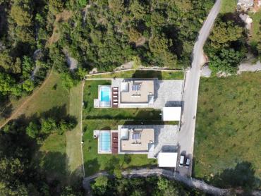ŠIBENIK/DUBRAVA- 2 LUKSUZNE VILLE - ODLIČNA INVESTICIJA