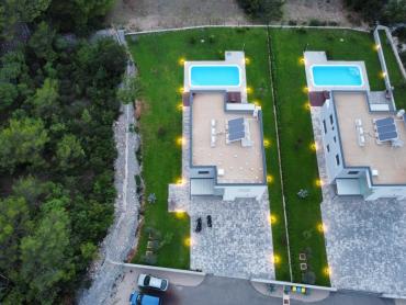 ŠIBENIK/DUBRAVA- 2 LUKSUZNE VILLE - ODLIČNA INVESTICIJA