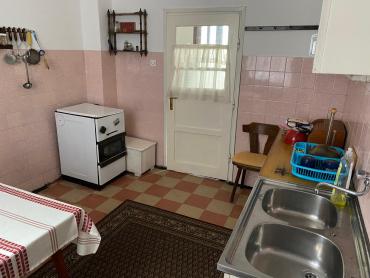 KUĆA S POTENCIJALOM - UREDITE SVOJ NOVI DOM