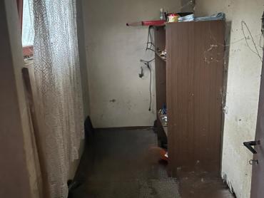 Kuća na brežuljku s velikom okućnicom – prilika za adaptaciju po vašim željama