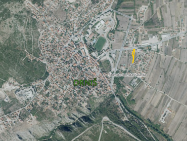 Građevinsko zemljište u centru Drniša