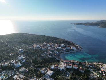 Kuća s bazenom  70 metara od plaže