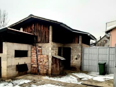 Odlična kuća u centru Ogulina