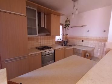 Kuća s više stanova i potencijalom za proširenje, Umag okolica