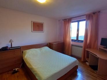 Kuća s više stanova i potencijalom za proširenje, Umag okolica