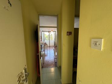 STAN U CENTRU NA SVEGA 100M OD MORA I SVIH SADRŽAJA