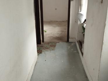 Prilika kuća na velikoj parceli Vrlika Kosore