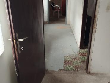 Prilika kuća na velikoj parceli Vrlika Kosore