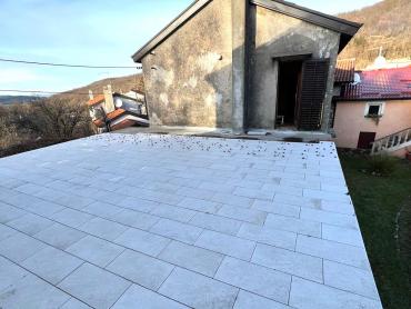 Prilika, kuća velike kvadrature za adaptaciju