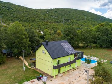 ŠTIKADA-KUĆA ZA ODMOR S BAZENOM
