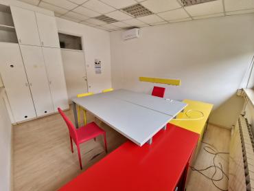 ODLIČAN, PROSTRANI  POSLOVNI PROSTOR NADOMAK CENTRA GRADA