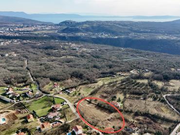 SAMO KOD NAS! PROSTRANO GRAĐEVINSKO ZEMLJIŠTE LABIN!