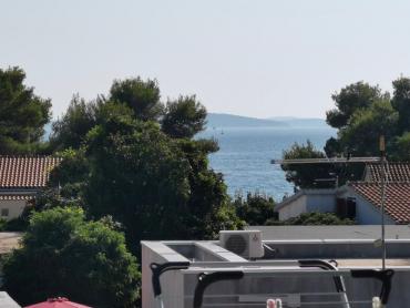PRILIKA KUĆA JADRIJA S POGLEDOM NA MORE