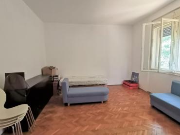 GRAĐANSKI STAN - VRHUNSKA LOKACIJA 