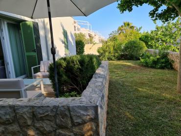 RIJETKOST!!! Punta Skala apartman u resortu 2 red do mora! 