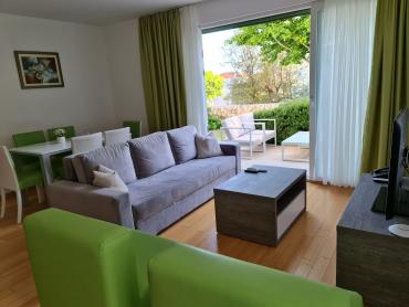 RIJETKOST!!! Punta Skala apartman u resortu 2 red do mora! 
